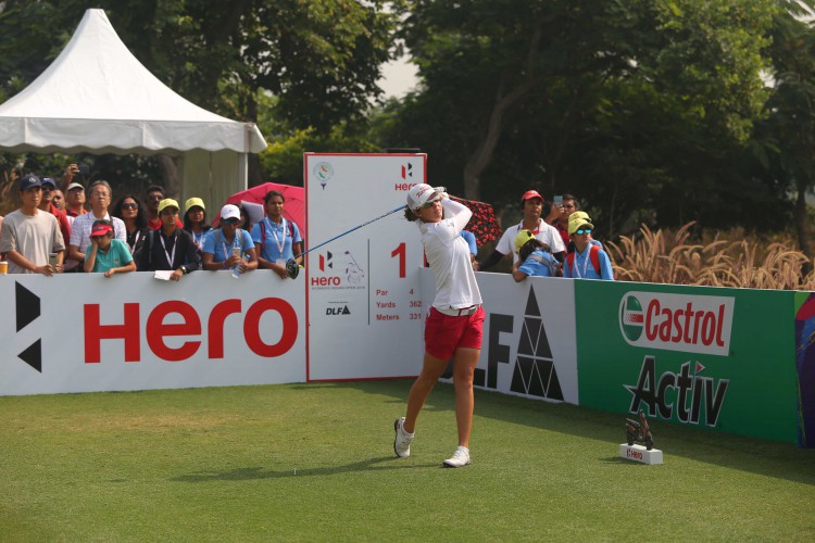 Final hole debacle puts Wolf one back from the leading trio 