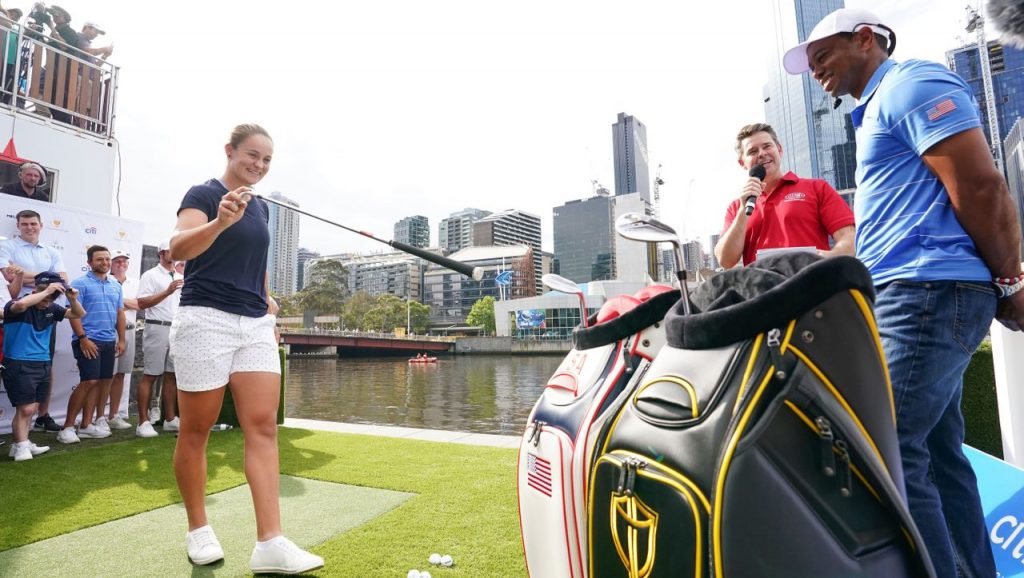 Ash Barty impresses Tiger Woods with her golfing skills at the 2019 presidents cup in Melbourne