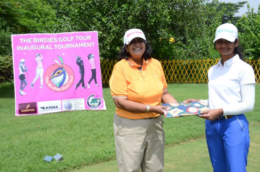 Nonita Lall Qureshi (L) & Nishna Patel (3rd in Age 14-15)